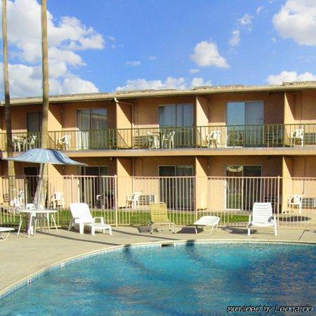 יומה Royal Motor Inn מראה חיצוני תמונה