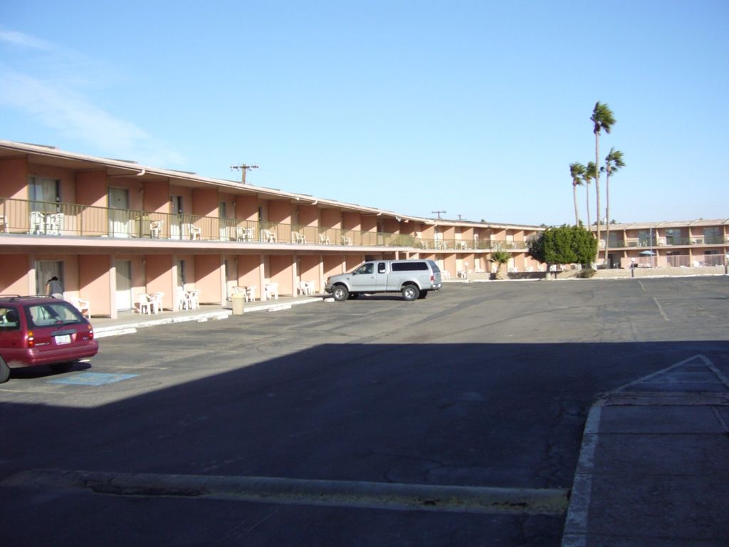 יומה Royal Motor Inn מראה חיצוני תמונה