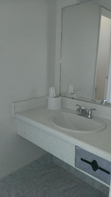 יומה Royal Motor Inn חדר תמונה