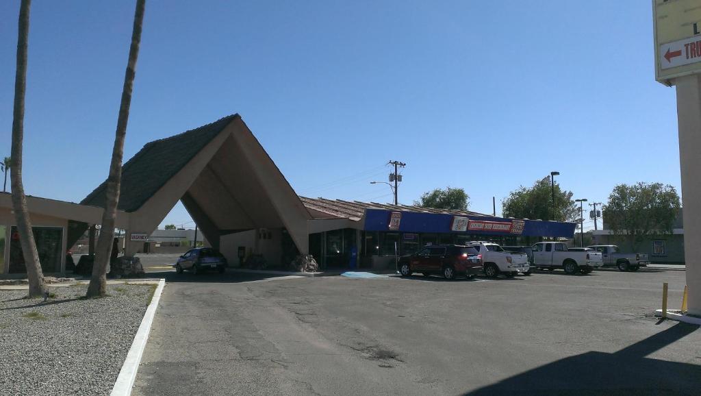 יומה Royal Motor Inn מראה חיצוני תמונה