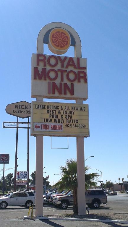 יומה Royal Motor Inn מראה חיצוני תמונה