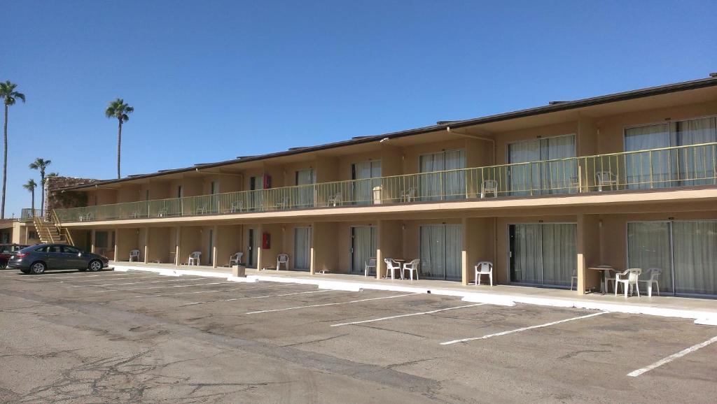 יומה Royal Motor Inn מראה חיצוני תמונה